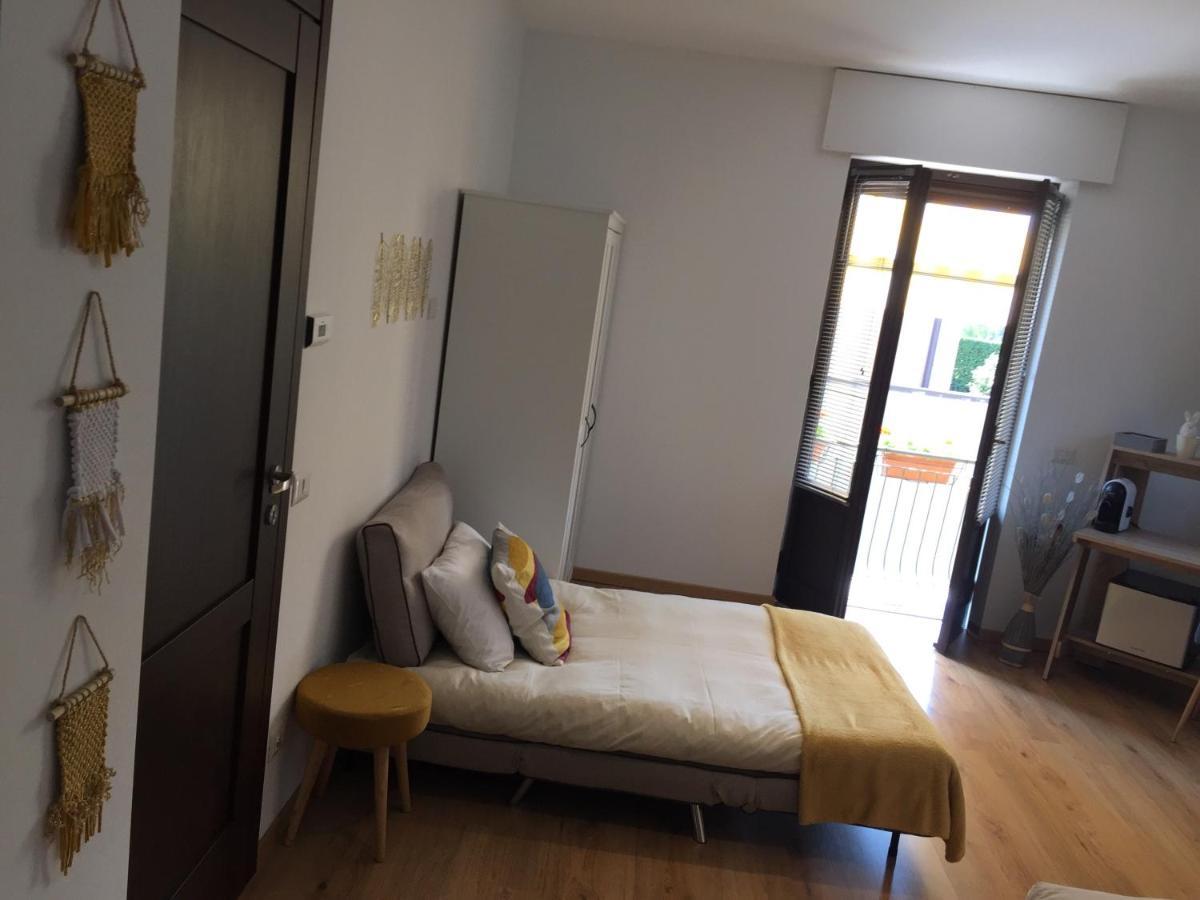 Il Gatto Stanco B&B 阿罗纳 外观 照片