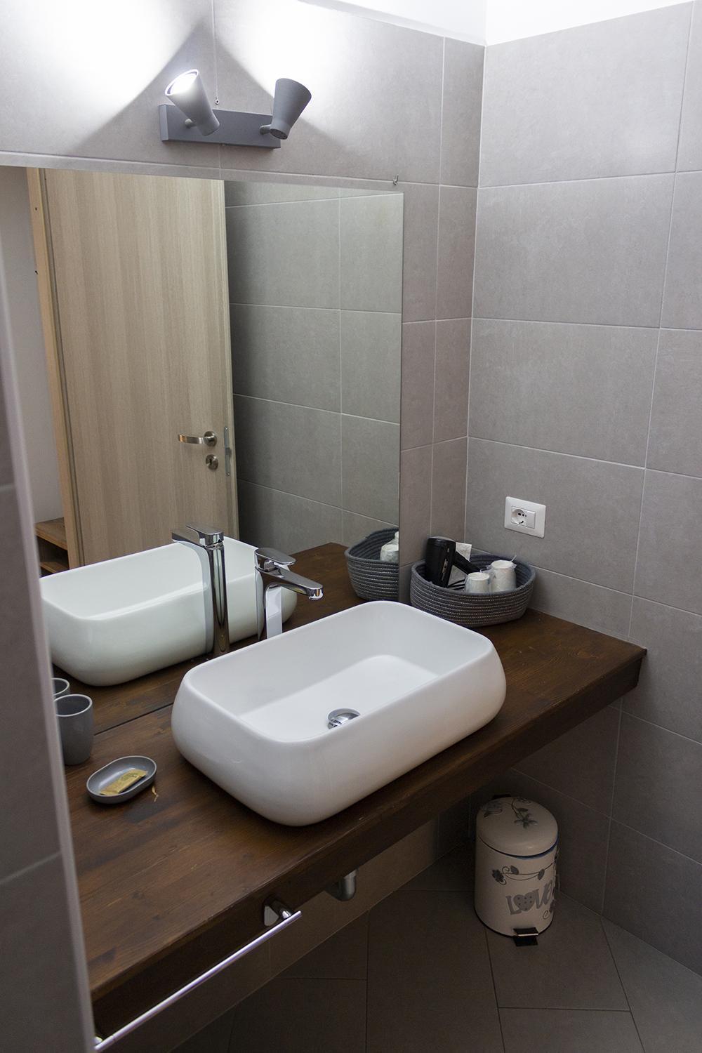 Il Gatto Stanco B&B 阿罗纳 外观 照片